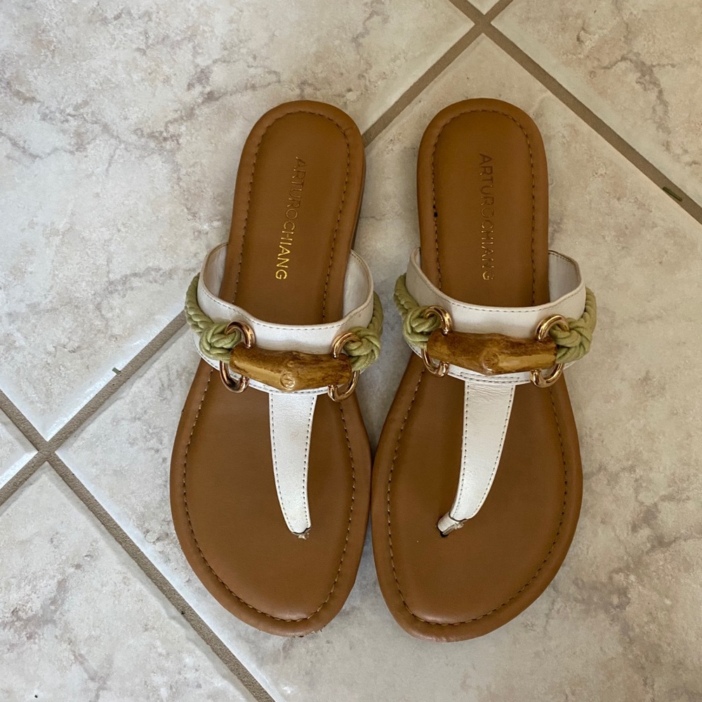 Arturo Chiang Sandals